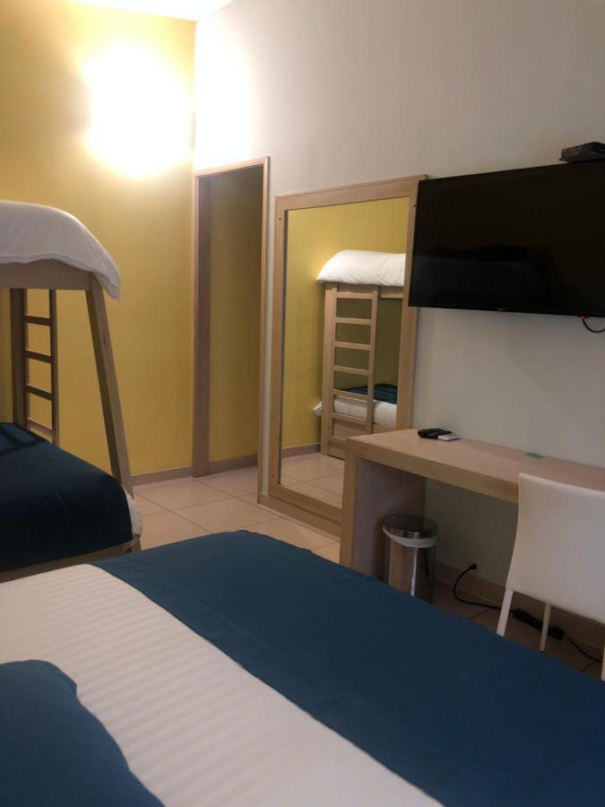 Hostel Paradise St Санта-Марта Екстер'єр фото